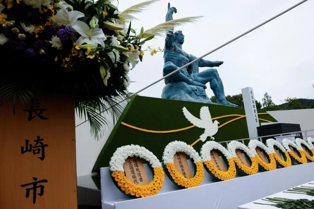 Japan nuclear debate unnerves proponents of pacifism