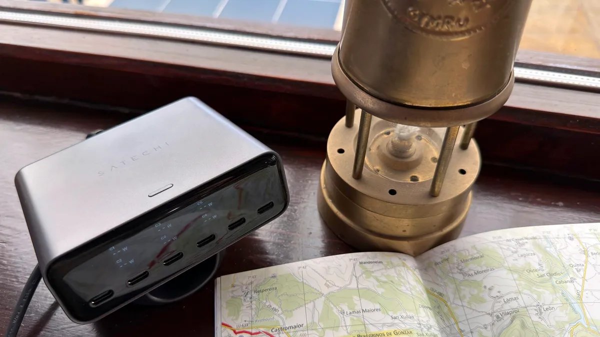 This 6-port USB-C charger replaced my ugly power brick – and powers my entire desk